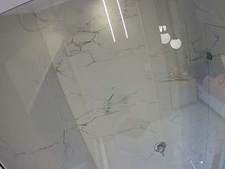 voyeurcam-casa-salsa-bathroom-10