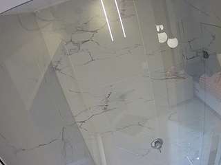 voyeurcam-casa-salsa-bathroom-10