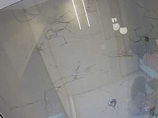 voyeurcam-casa-salsa-bathroom-10