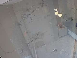 voyeurcam-casa-salsa-bathroom-10