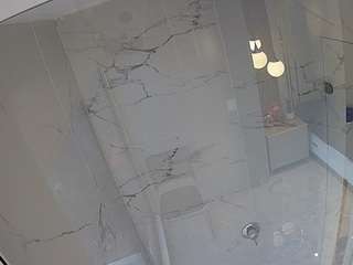 voyeurcam-casa-salsa-bathroom-10