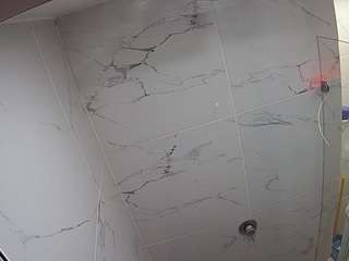 voyeurcam-casa-salsa-bathroom-10