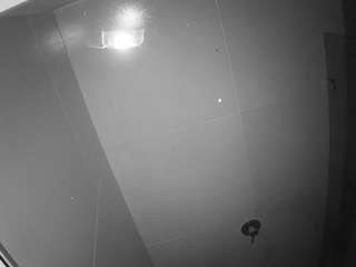 voyeurcam-casa-salsa-bathroom-10