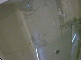 voyeurcam-casa-salsa-bathroom-10