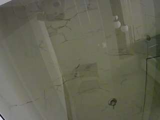 voyeurcam-casa-salsa-bathroom-10