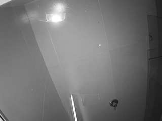 voyeurcam-casa-salsa-bathroom-10