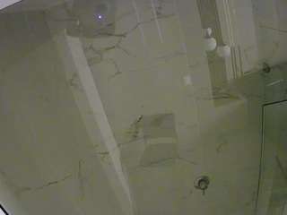voyeurcam-casa-salsa-bathroom-10