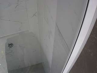 voyeurcam-casa-salsa-bathroom-11