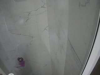 voyeurcam-casa-salsa-bathroom-11
