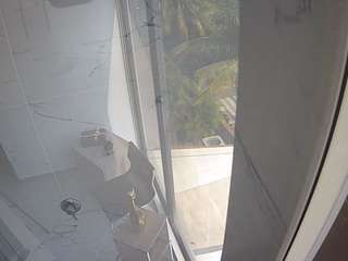 voyeurcam-casa-salsa-bathroom-11