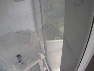 voyeurcam-casa-salsa-bathroom-11