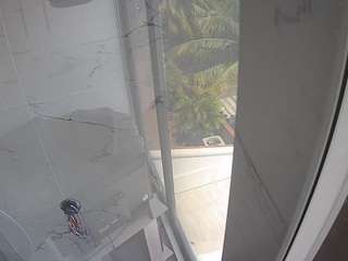 voyeurcam-casa-salsa-bathroom-11