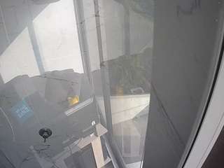 voyeurcam-casa-salsa-bathroom-11