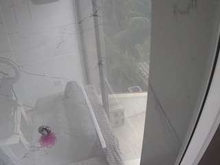 voyeurcam-casa-salsa-bathroom-11