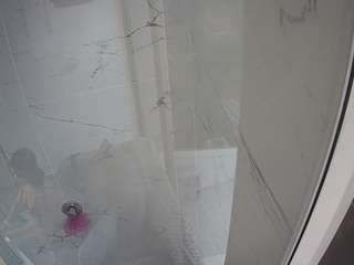 voyeurcam-casa-salsa-bathroom-11