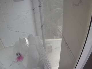 voyeurcam-casa-salsa-bathroom-11