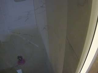 voyeurcam-casa-salsa-bathroom-11