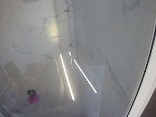 voyeurcam-casa-salsa-bathroom-11