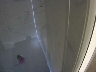 voyeurcam-casa-salsa-bathroom-11