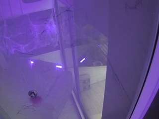 voyeurcam-casa-salsa-bathroom-11