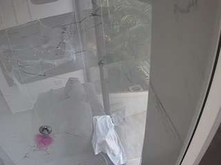 voyeurcam-casa-salsa-bathroom-11 webcam model