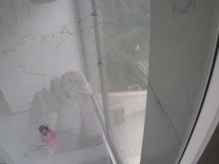 voyeurcam-casa-salsa-bathroom-11 camsoda