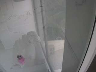 voyeurcam-casa-salsa-bathroom-11