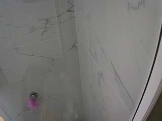 voyeurcam-casa-salsa-bathroom-11