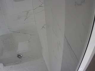 voyeurcam-casa-salsa-bathroom-11