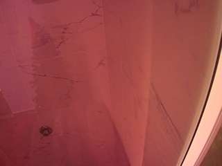 voyeurcam-casa-salsa-bathroom-11