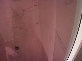 voyeurcam-casa-salsa-bathroom-11