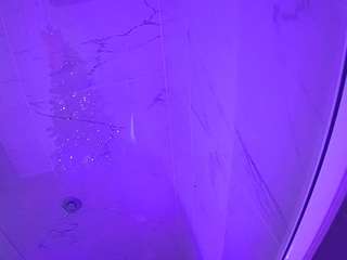 voyeurcam-casa-salsa-bathroom-11