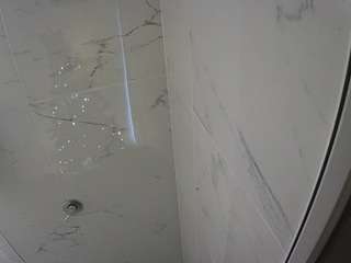 voyeurcam-casa-salsa-bathroom-11