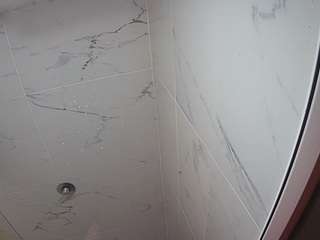 voyeurcam-casa-salsa-bathroom-11
