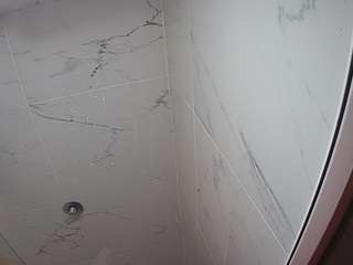 voyeurcam-casa-salsa-bathroom-11