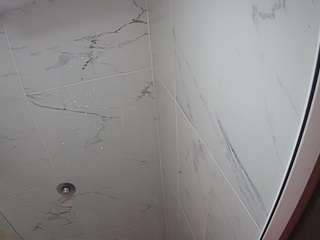 voyeurcam-casa-salsa-bathroom-11