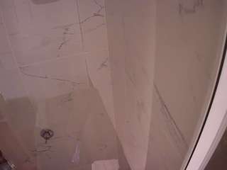 voyeurcam-casa-salsa-bathroom-11