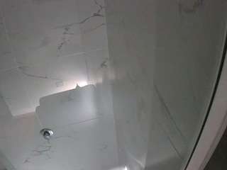 voyeurcam-casa-salsa-bathroom-11