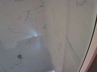 voyeurcam-casa-salsa-bathroom-11