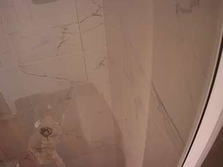 voyeurcam-casa-salsa-bathroom-11