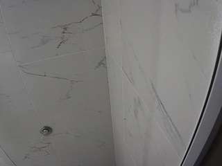 voyeurcam-casa-salsa-bathroom-11