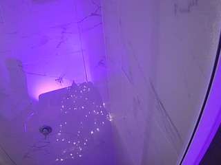 voyeurcam-casa-salsa-bathroom-11