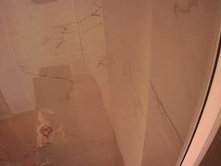 voyeurcam-casa-salsa-bathroom-11