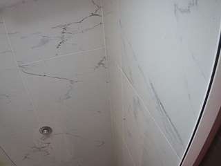 voyeurcam-casa-salsa-bathroom-11