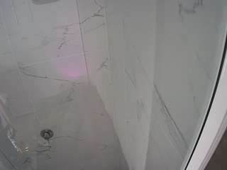 voyeurcam-casa-salsa-bathroom-11