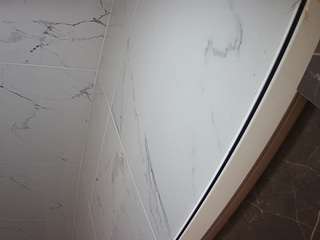 voyeurcam-casa-salsa-bathroom-11