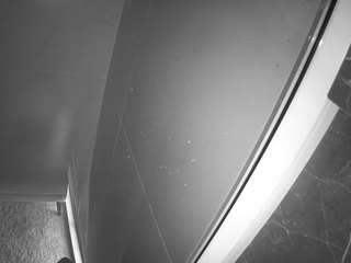 voyeurcam-casa-salsa-bathroom-11