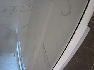 voyeurcam-casa-salsa-bathroom-11