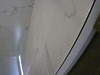 voyeurcam-casa-salsa-bathroom-11