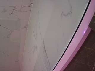 voyeurcam-casa-salsa-bathroom-11